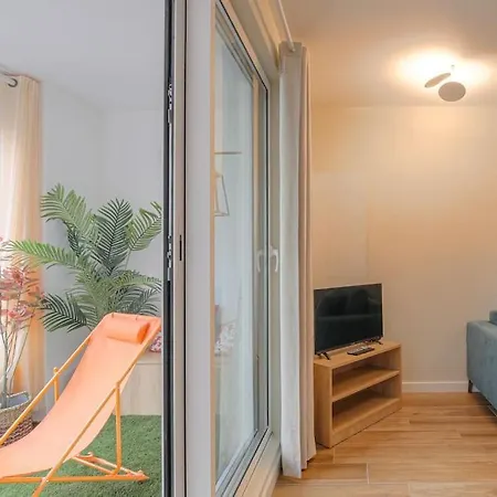 Raffine, Veranda Et Parking, 3 Daire Lyon