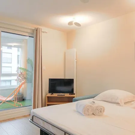 Raffine, Veranda Et Parking, 3 Apartment *
