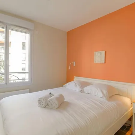 Apartment Raffine, Veranda Et Parking, 3 Lyon